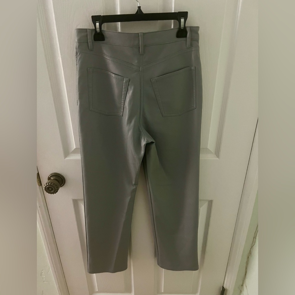Wilfred By; Aritzia Light Gray Faux Soft LeatherWomen’s Pants, Size 2 - Picture 5 of 9